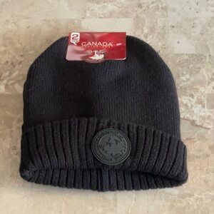 Two Pack CANADA WEATHER GEAR Beanies